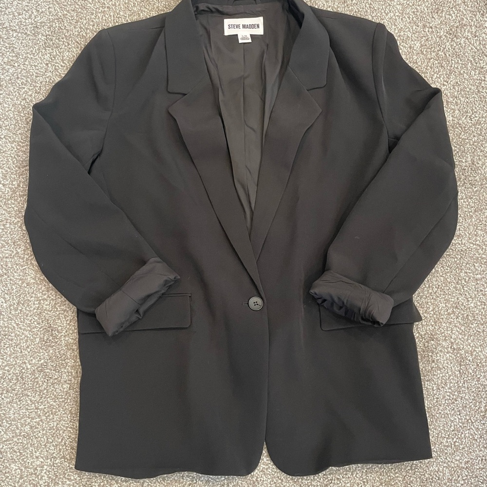 Steve Madden Black Blazer with Notched Lapels